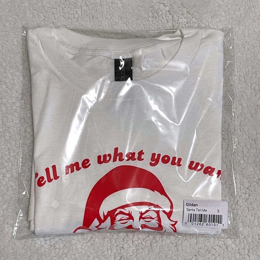 Gildan Santa Tell Me What You Want Christmas Graphic White T‎ Shirt Size S - Picture 6 of 6